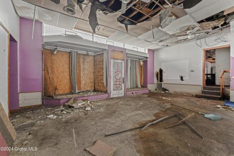 558 Madison Avenue Albany NY 12208