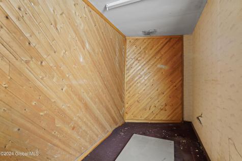 558 Madison Avenue Albany NY 12208