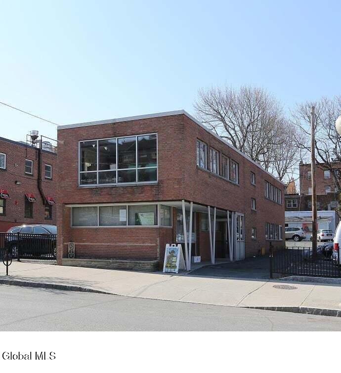 255 Lark Street Albany NY 12210