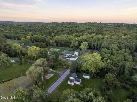 77 Johnny Cake Lane Greenville NY 12083