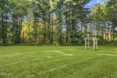 77 Johnny Cake Lane Greenville NY 12083