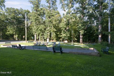 77 Johnny Cake Lane Greenville NY 12083