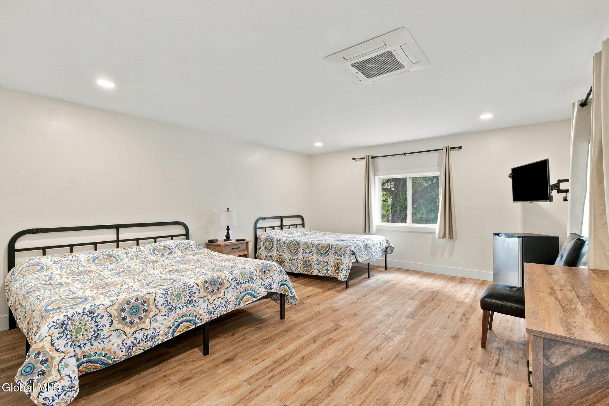 77 Johnny Cake Lane Greenville NY 12083