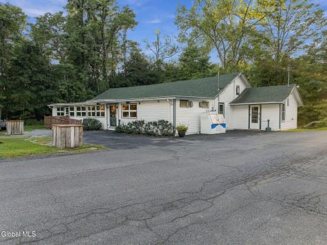 77 Johnny Cake Lane Greenville NY 12083