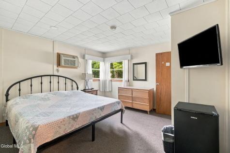 77 Johnny Cake Lane Greenville NY 12083