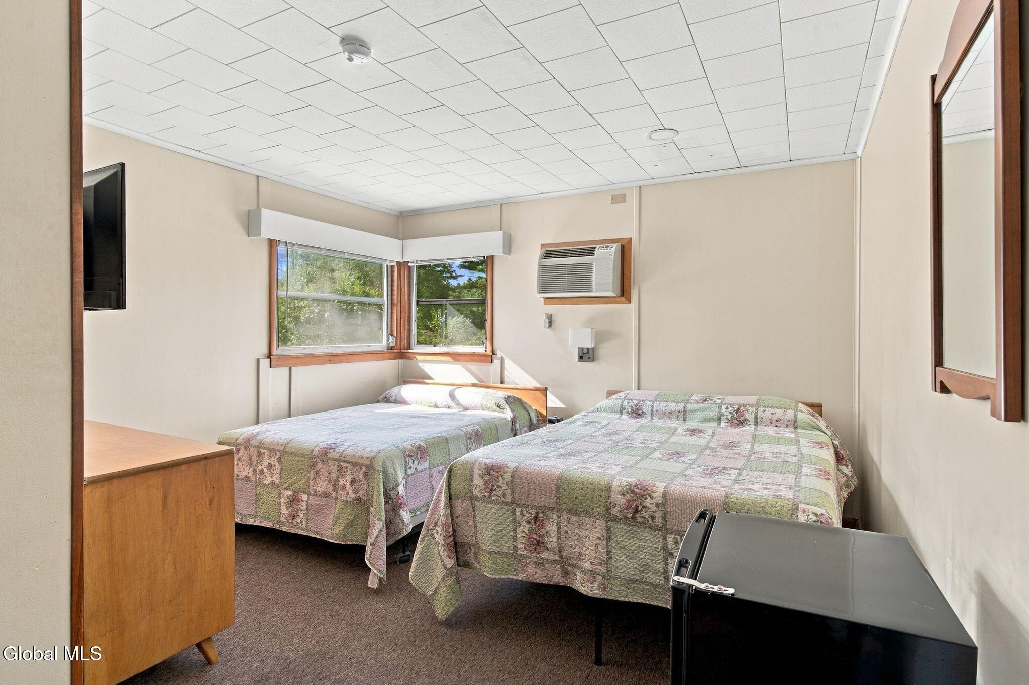 77 Johnny Cake Lane Greenville NY 12083