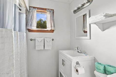 77 Johnny Cake Lane Greenville NY 12083