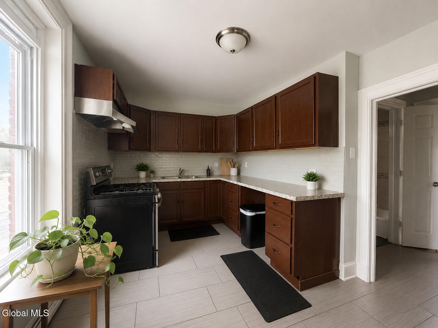 83 Central Avenue Albany NY 12206