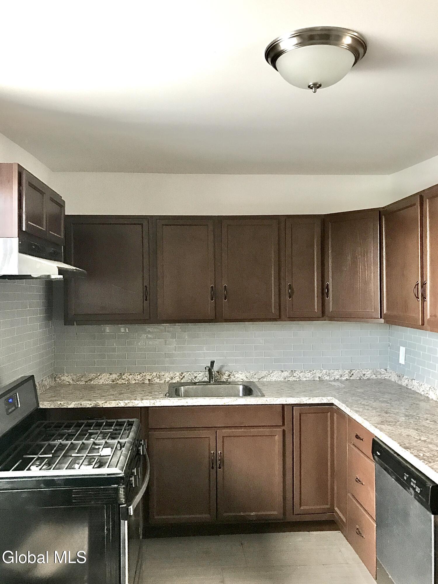 83 Central Avenue Albany NY 12206