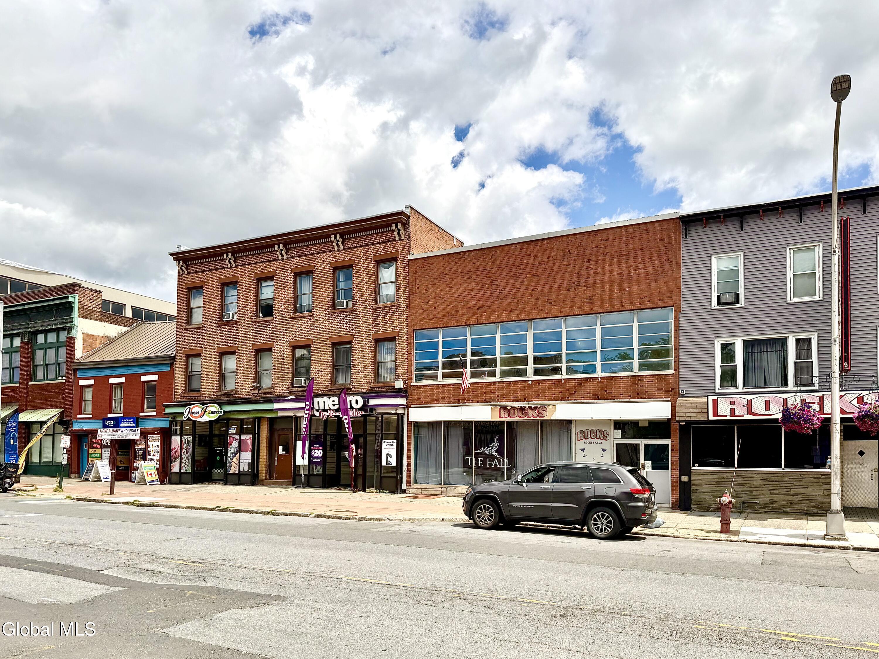 83 Central Avenue Albany NY 12206