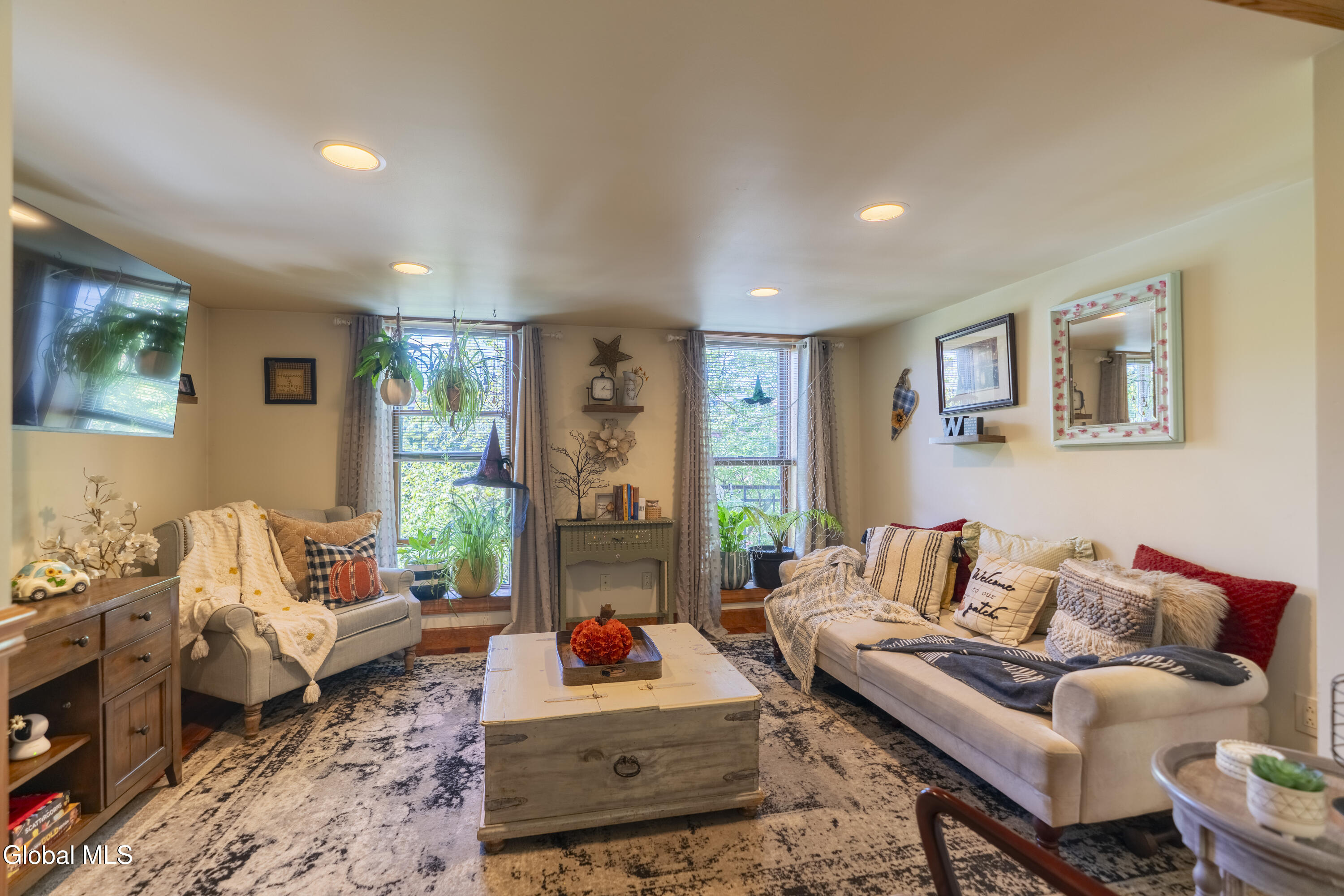 430 Broadway Saratoga Springs NY 12866