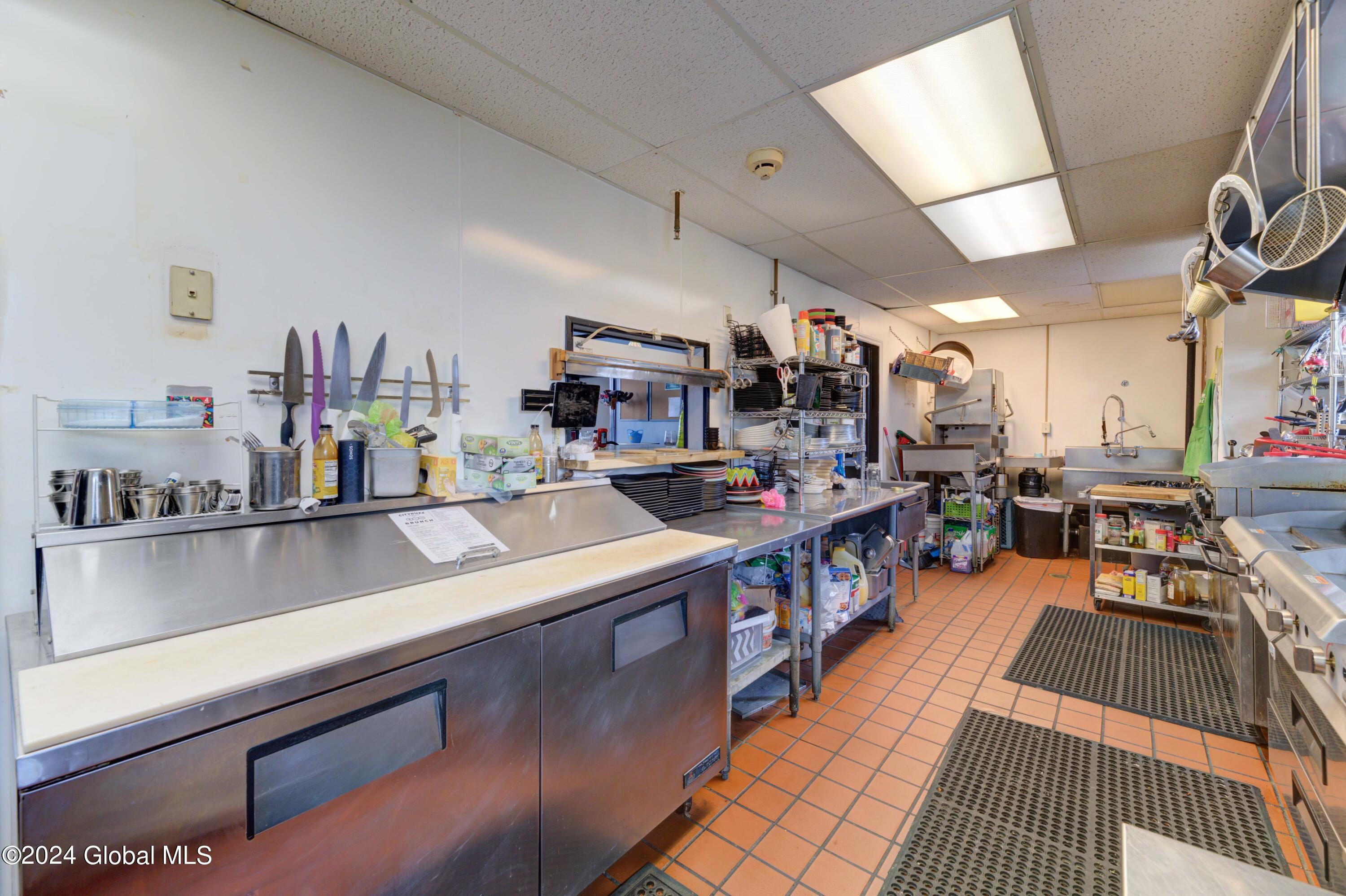 28 E Main Street Johnstown NY 12095