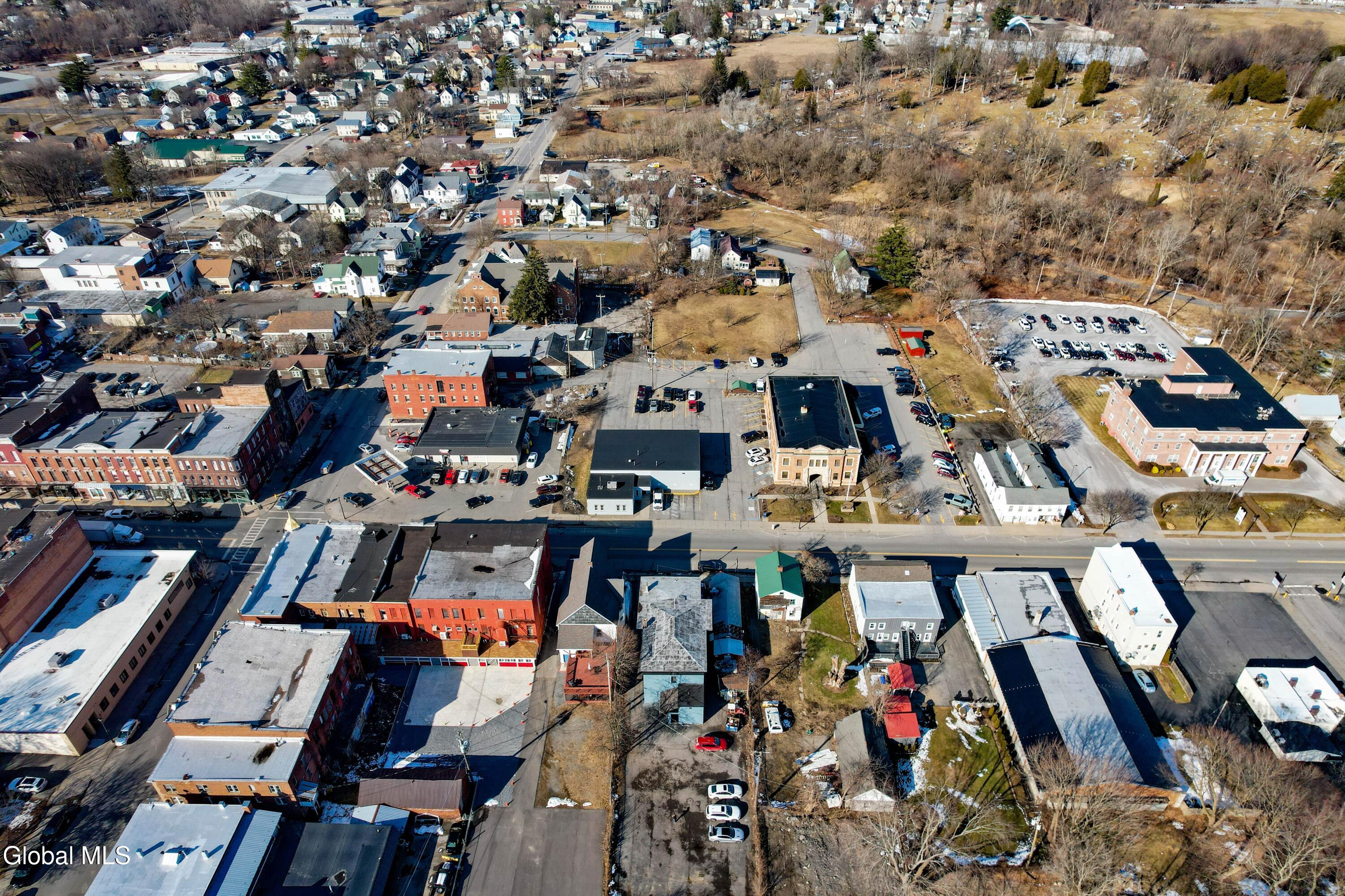 28 E Main Street Johnstown NY 12095
