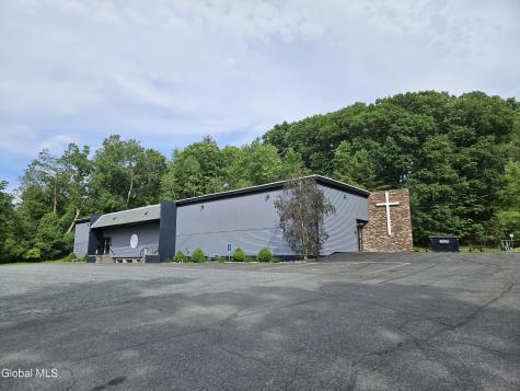 42 Woodward Avenue Troy NY 12180
