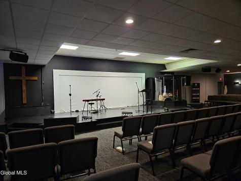 42 Woodward Avenue Troy NY 12180