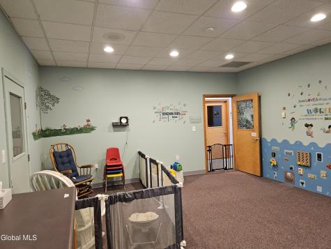 42 Woodward Avenue Troy NY 12180