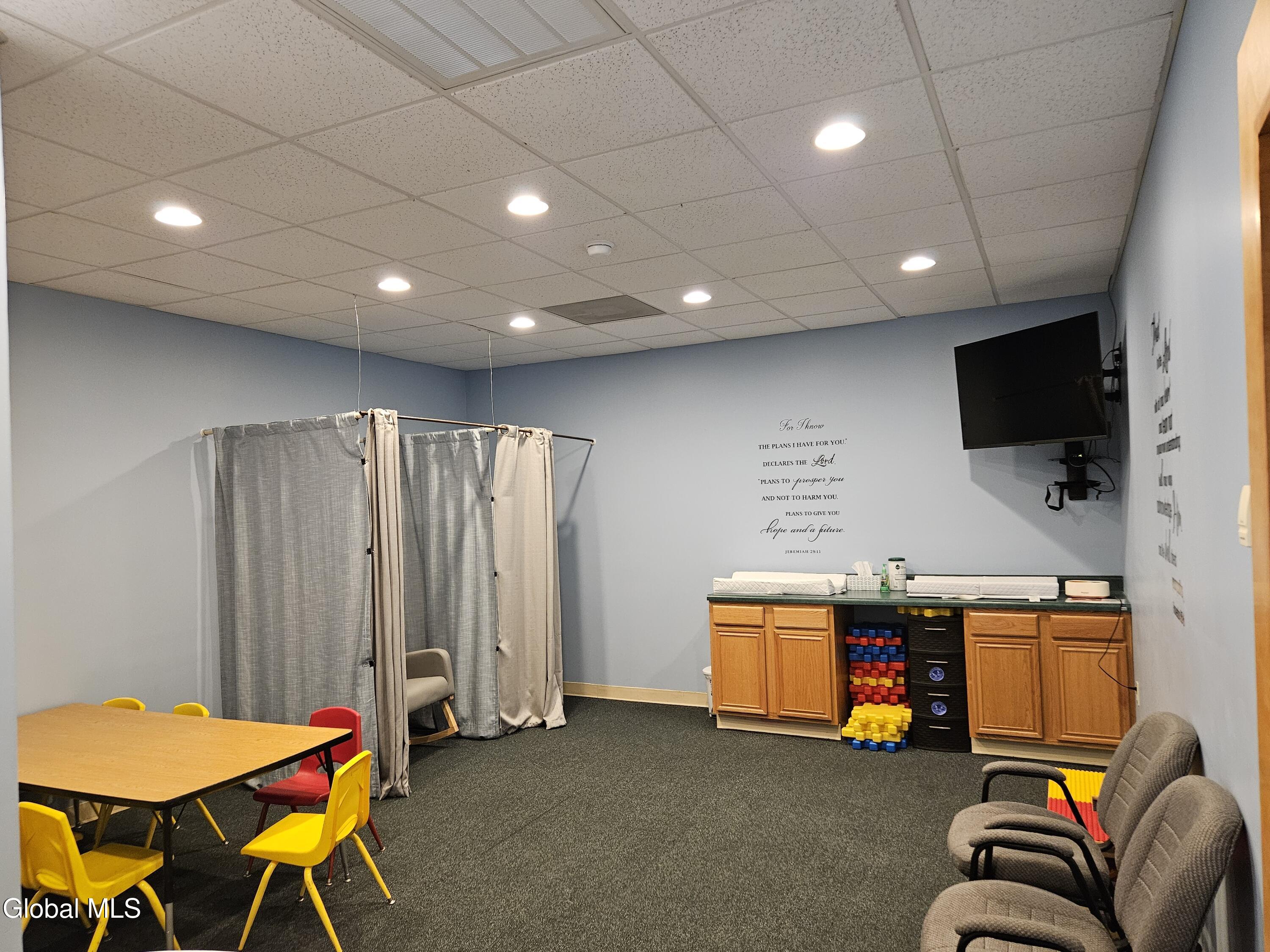 42 Woodward Avenue Troy NY 12180