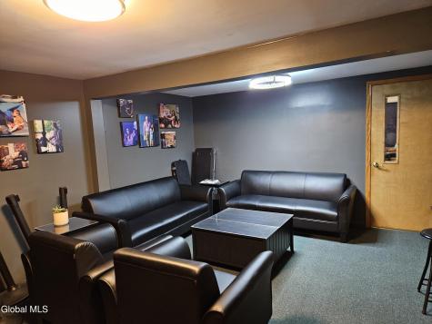 42 Woodward Avenue Troy NY 12180