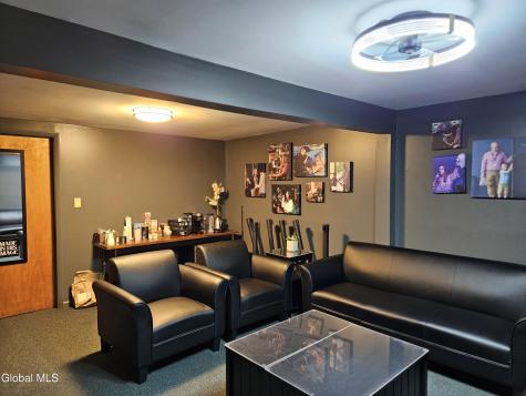 42 Woodward Avenue Troy NY 12180