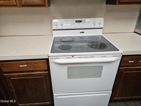 42 Woodward Avenue Troy NY 12180