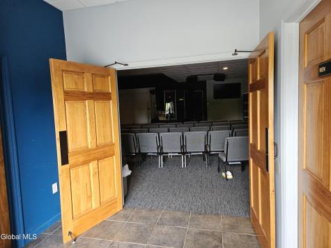 42 Woodward Avenue Troy NY 12180