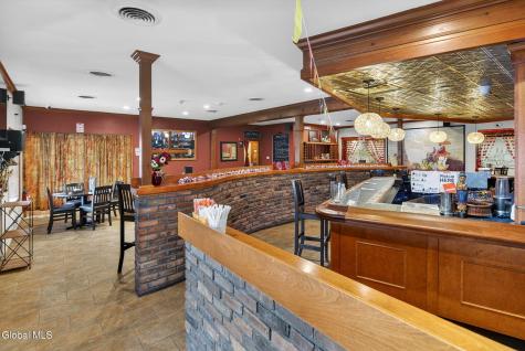 2015 Rosa Road Niskayuna NY 12309