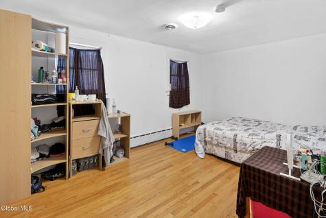 2015 Rosa Road Niskayuna NY 12309