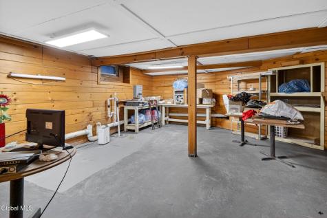 2015 Rosa Road Niskayuna NY 12309