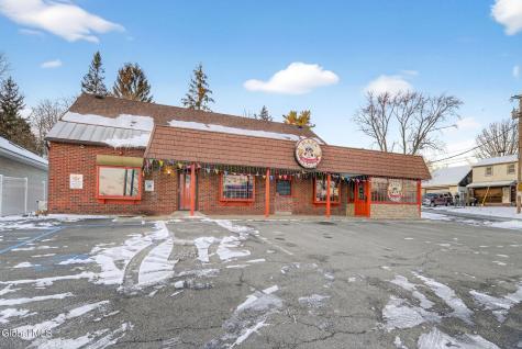 2015 Rosa Road Niskayuna NY 12309