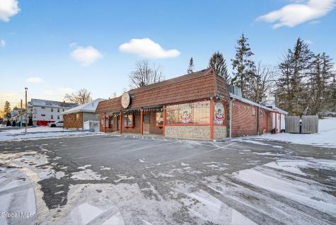 2015 Rosa Road Niskayuna NY 12309