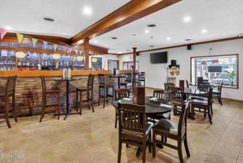 2015 Rosa Road Niskayuna NY 12309