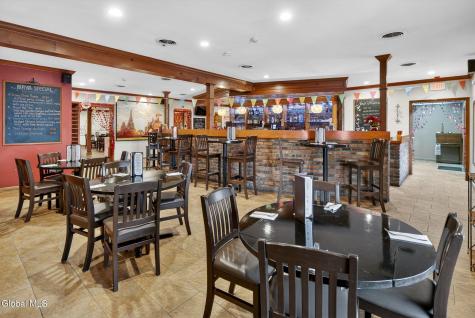 2015 Rosa Road Niskayuna NY 12309