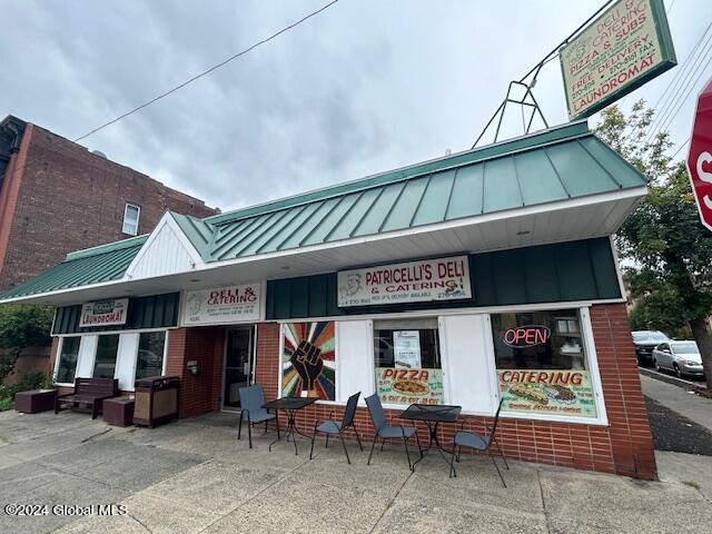 219-221 2nd Street Troy NY 12180