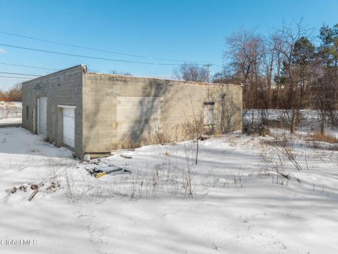 440 Peek Street Schenectady NY 12308