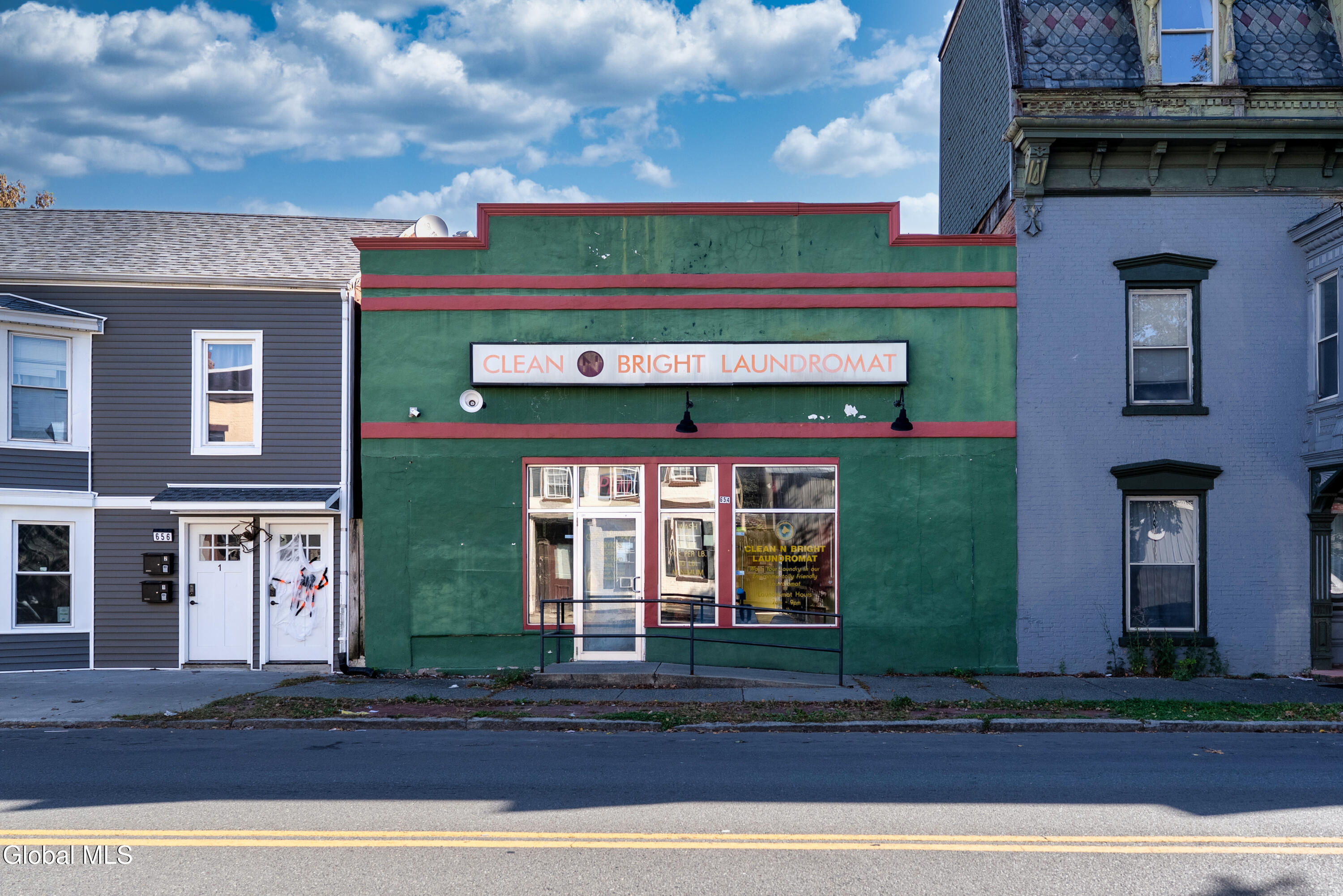 654 2nd Avenue Troy NY 12182