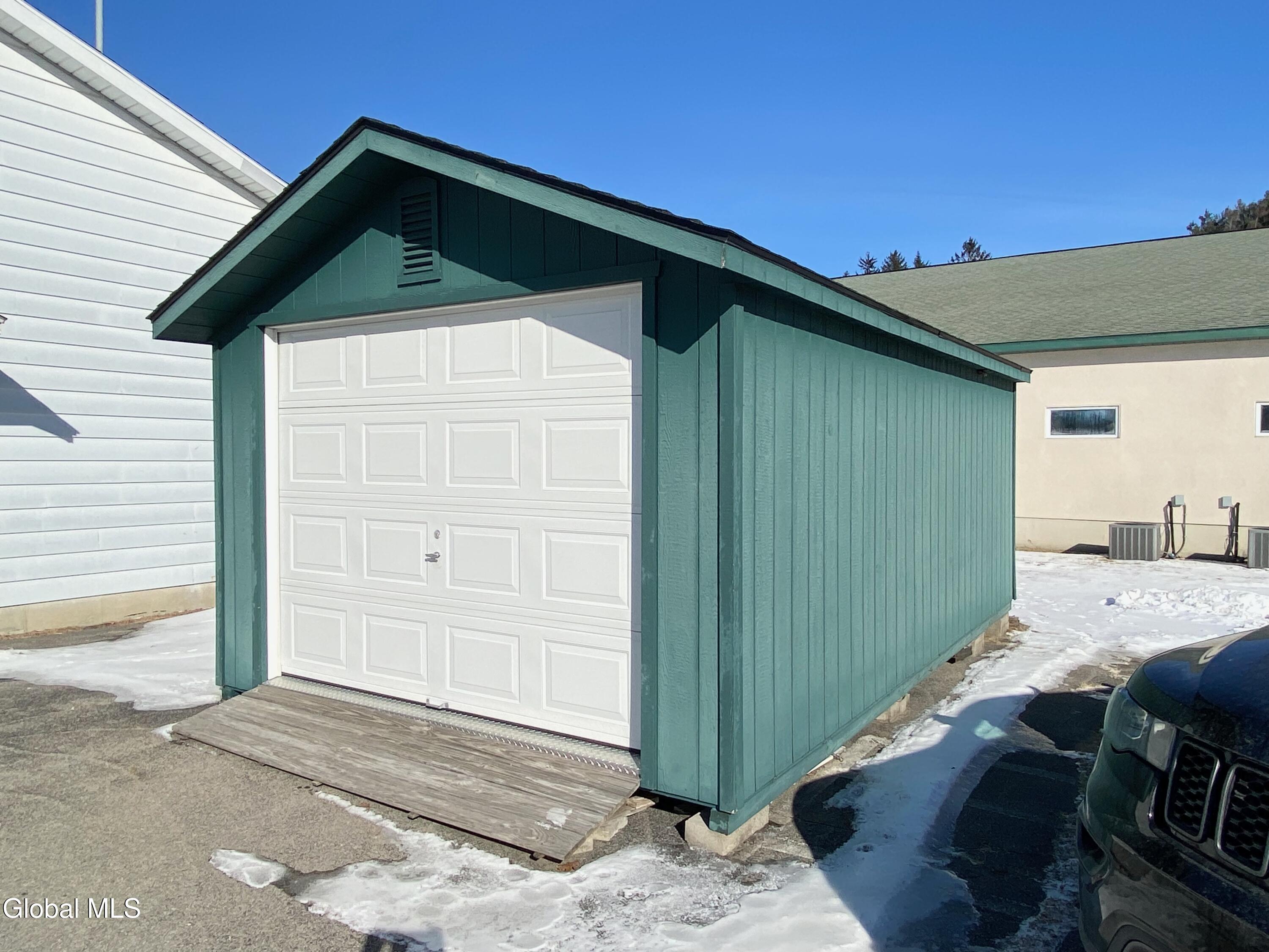 122 Saratoga Road Glenville NY 12302