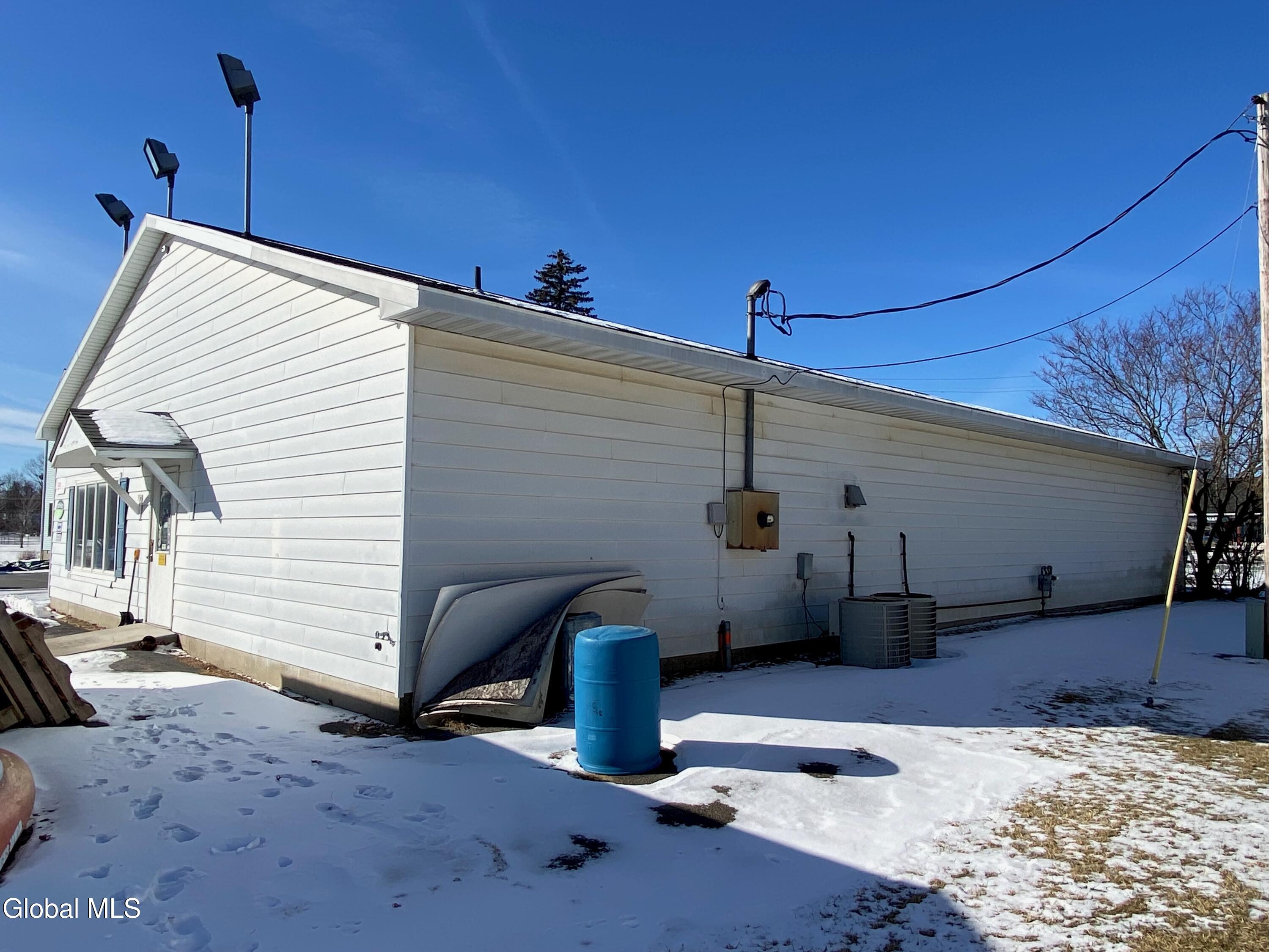 122 Saratoga Road Glenville NY 12302