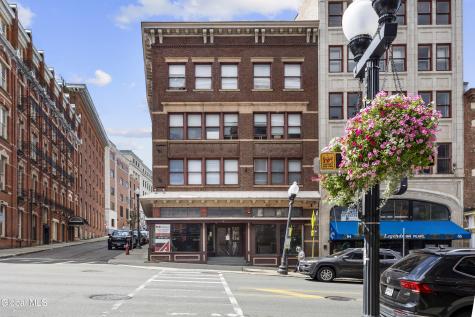 82 N Pearl Street Albany NY 12207