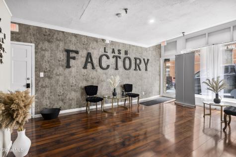 82 N Pearl Street Albany NY 12207