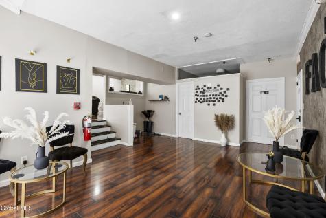 82 N Pearl Street Albany NY 12207