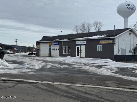 2469 Ny-30 Mayfield NY 12117