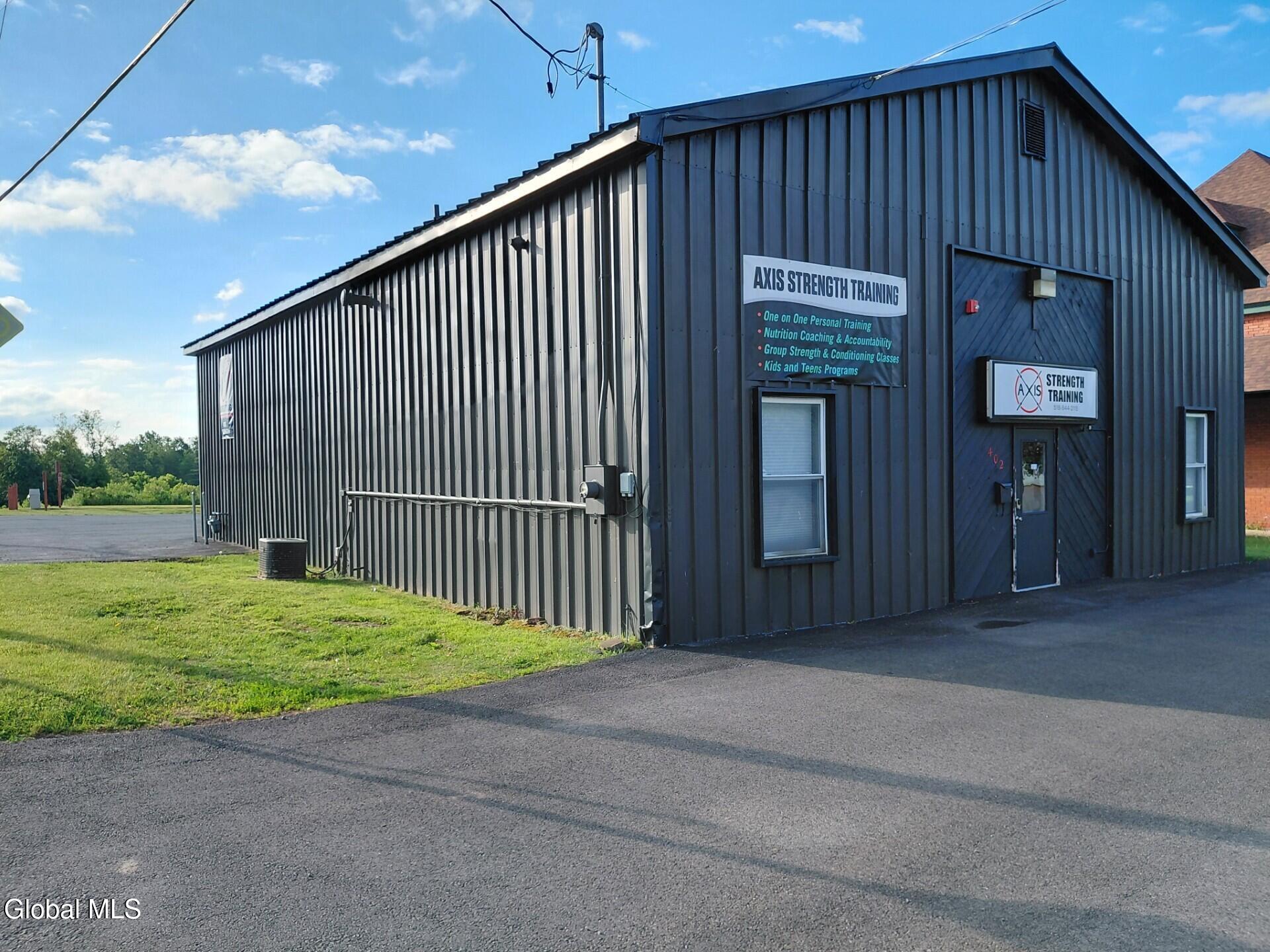 402 N Perry Street Johnstown NY 12095
