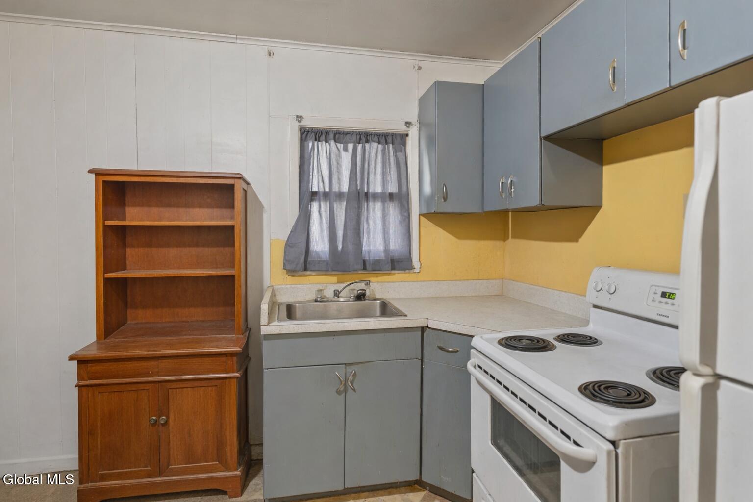 1879 Central Avenue Albany NY 12205
