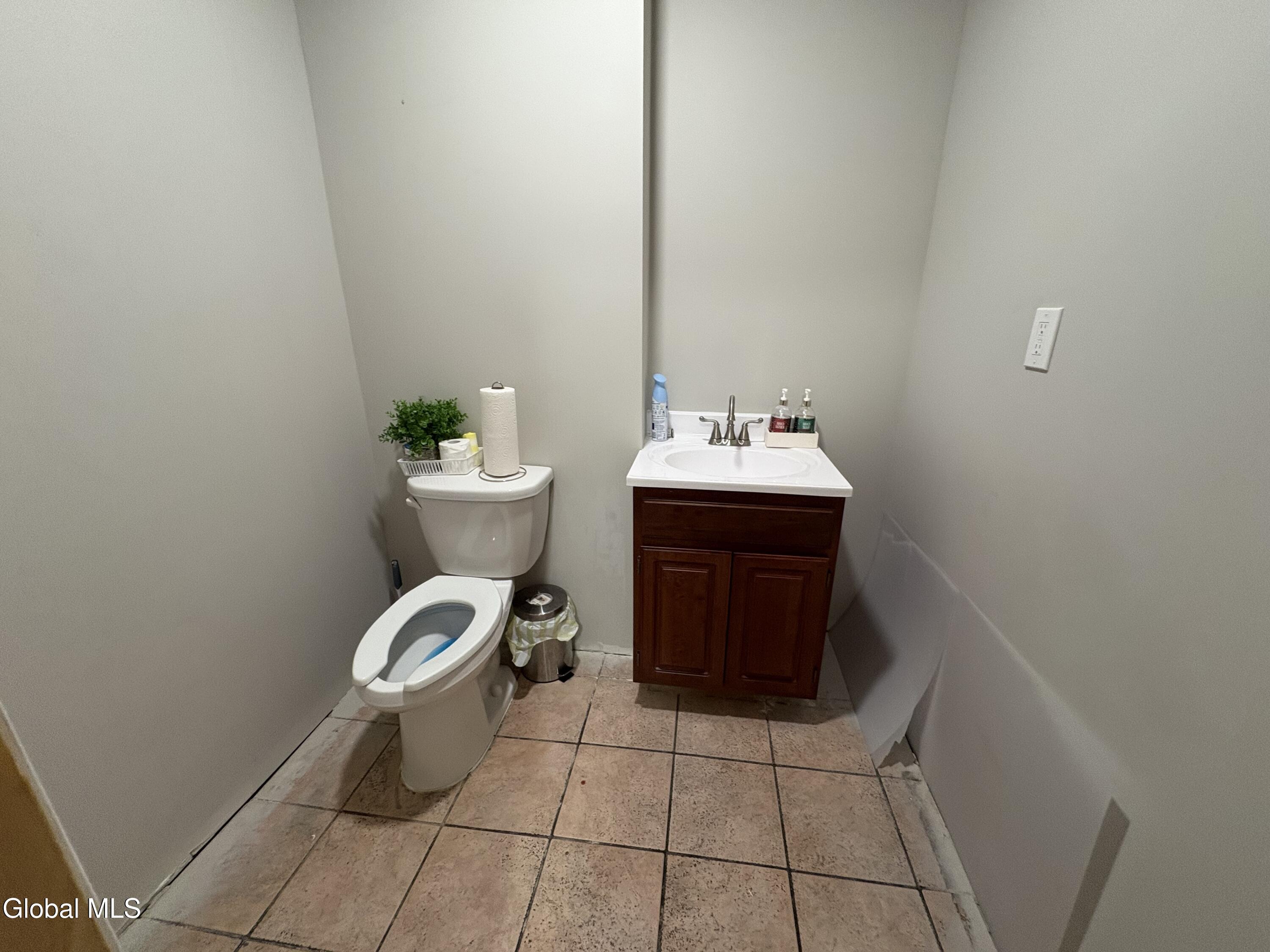 221 N Allen Street Albany NY 12206