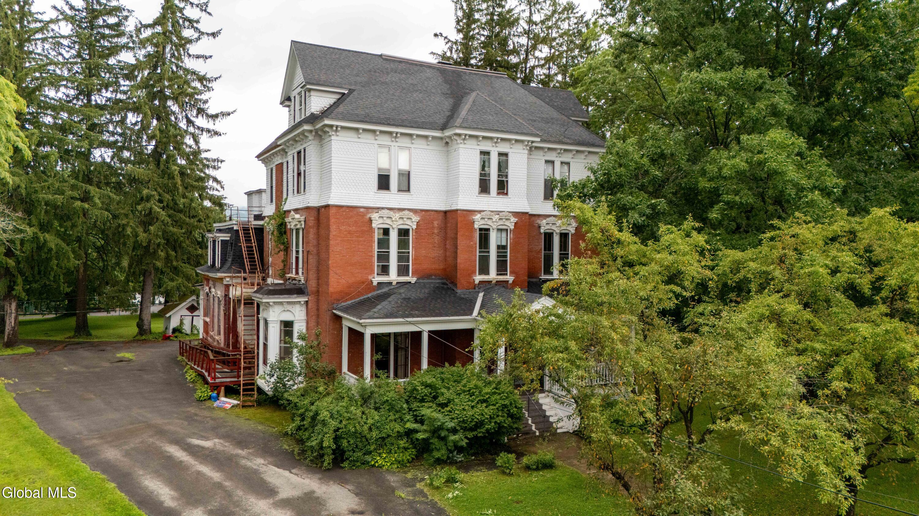 15 E State Street Gloversville NY 12078