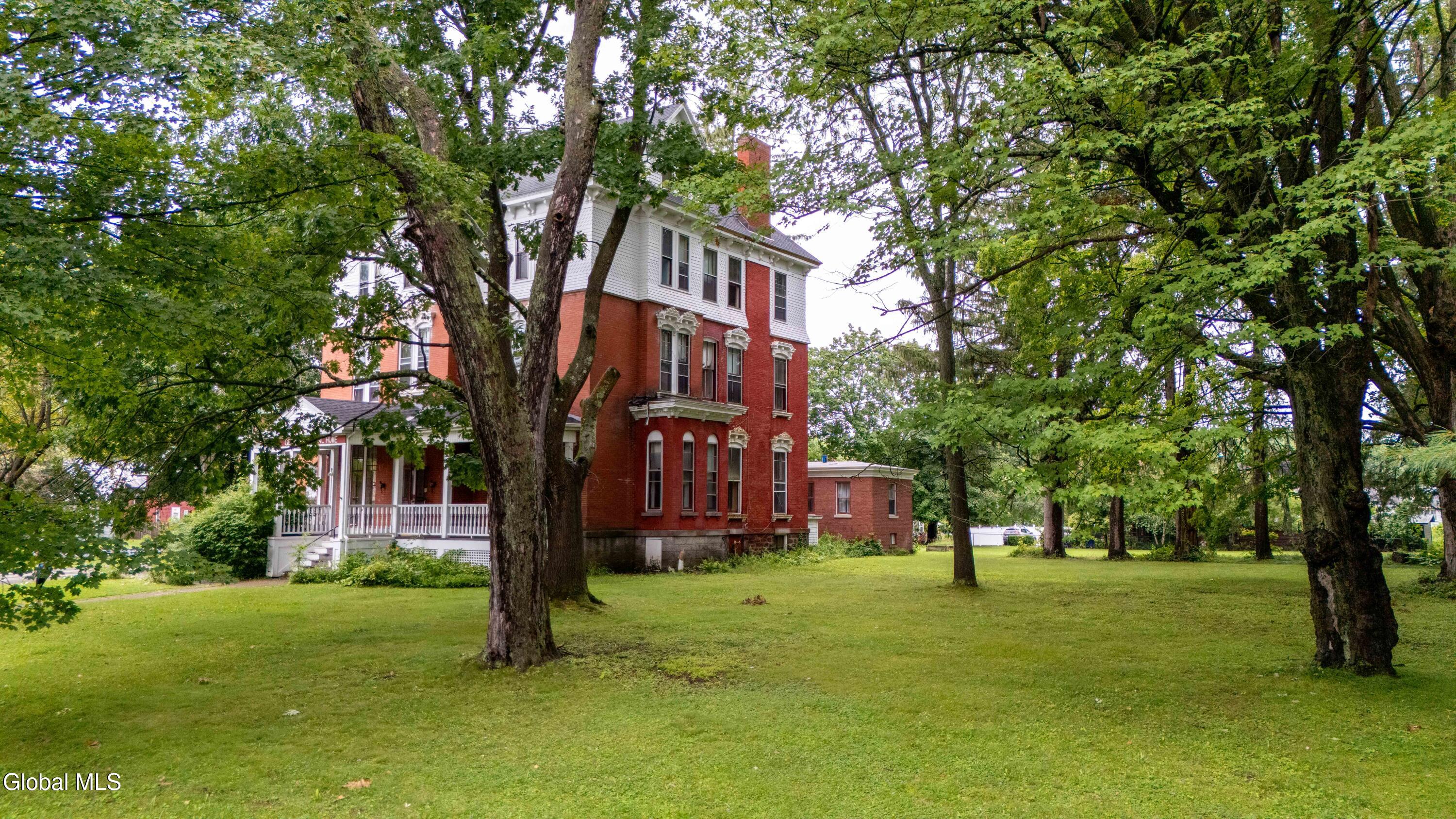 15 E State Street Gloversville NY 12078