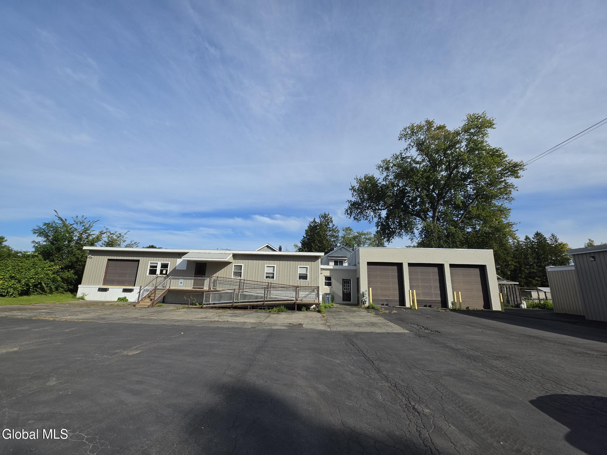 406 9th Avenue Colonie NY 12189