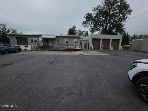 406 9th Avenue Colonie NY 12189