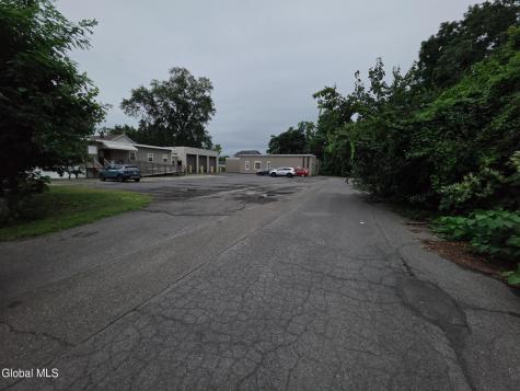 406 9th Avenue Colonie NY 12189