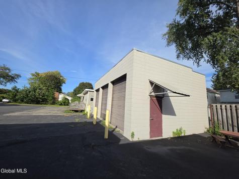 406 9th Avenue Colonie NY 12189